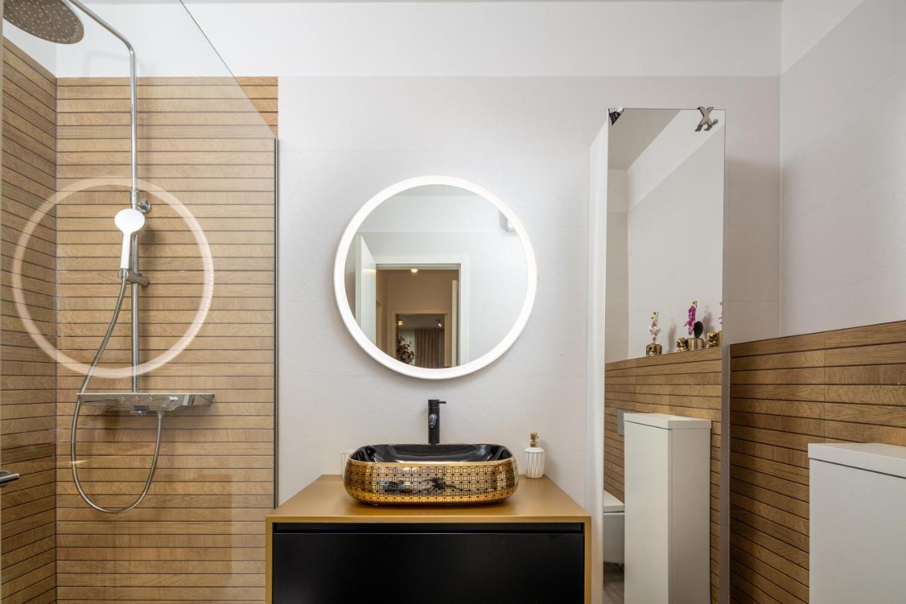Luxury Apartment Azure Split Exterior photo